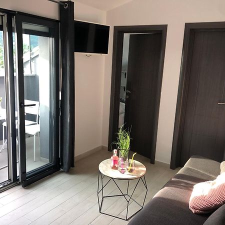 Apartments Jaki Цриквеница Номер фото