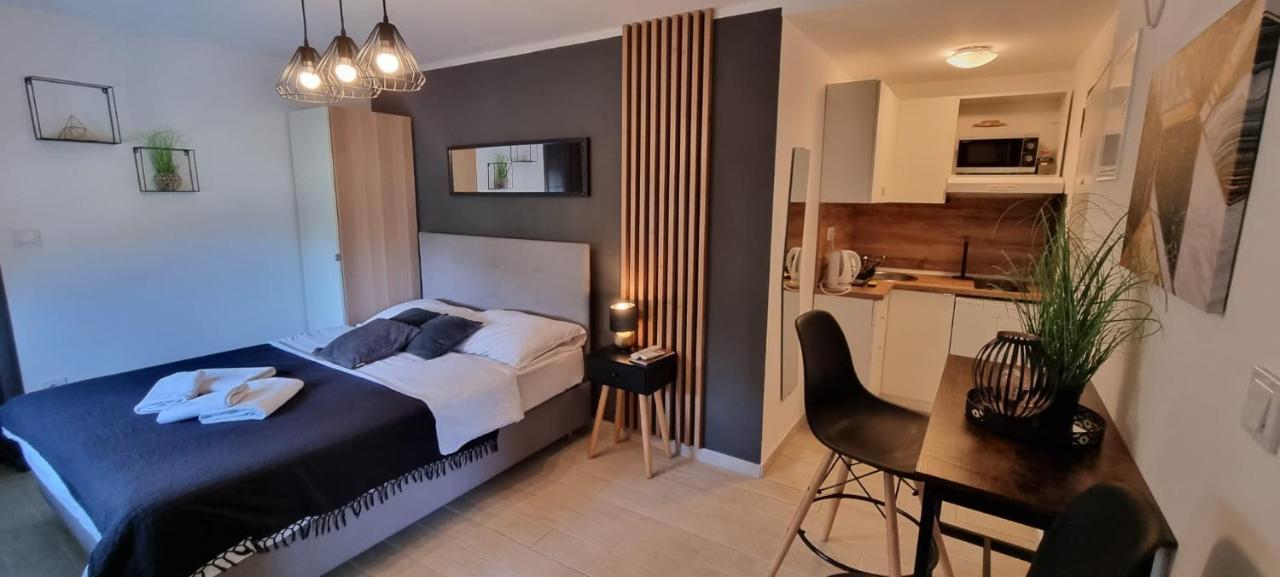 Apartments Jaki Цриквеница Экстерьер фото