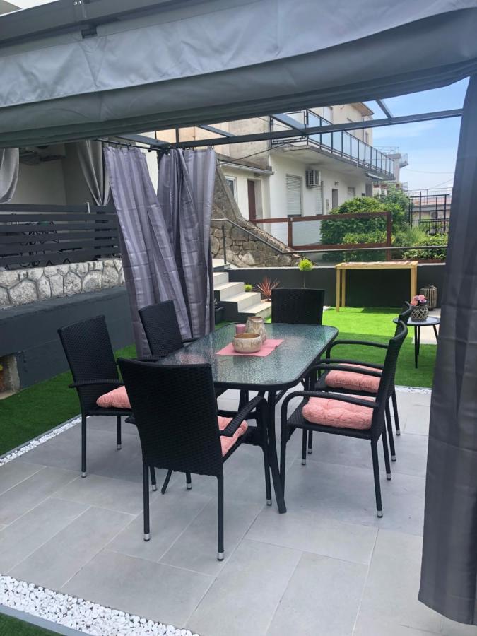 Apartments Jaki Цриквеница Экстерьер фото